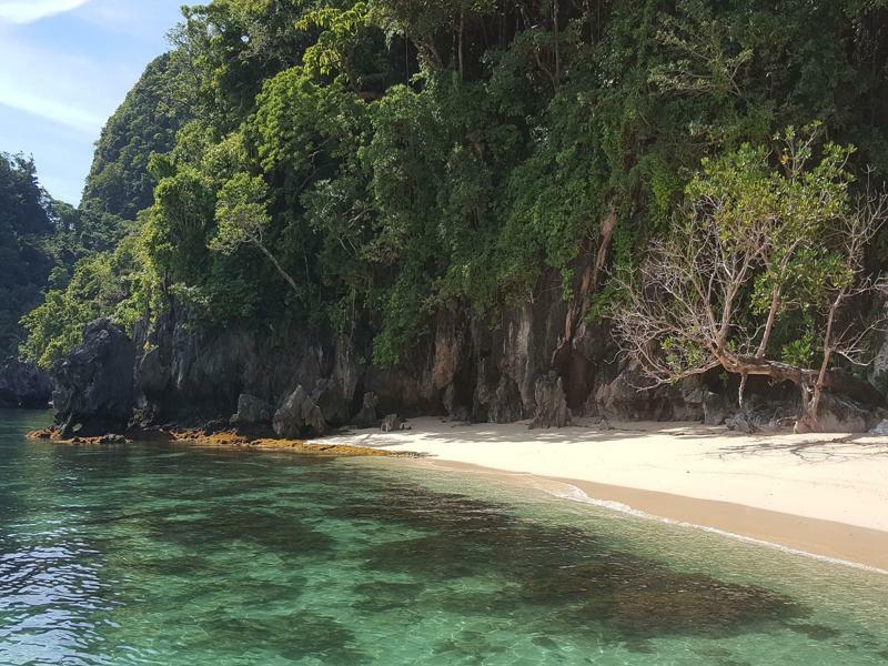 Alternative Beach Cottages El Nido Exterior photo